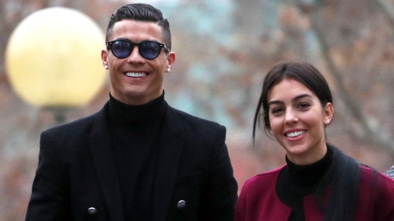 Cristiano Ronaldo bersama Georgina Rodriguez
