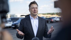 Elon Musk pendiri Tesla-1636470420