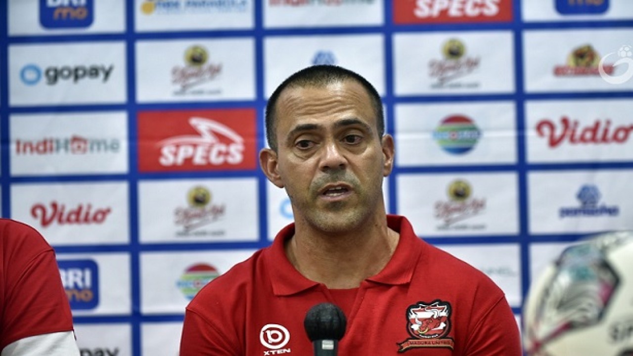 Pelatih Madura United, Fabio Lefundes