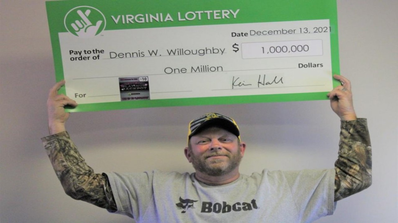 Dennis Willoughby menang lotere Rp14,2 miliar. (Virginia Lotere via UPI)