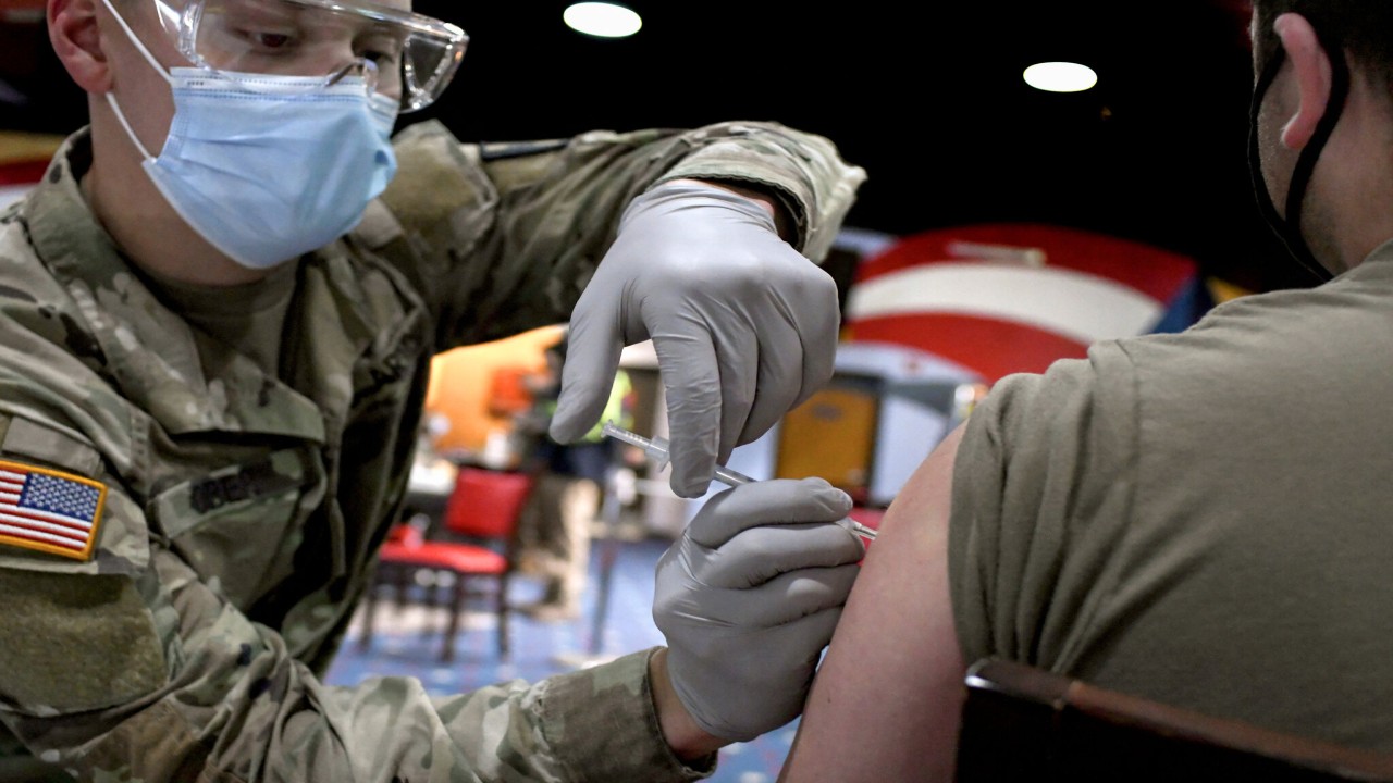 Militer AS sedang menjalani vaksinasi covid-19/ist