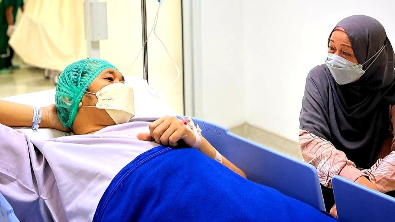 Hanung Bramantyo sesaat sebelum jalani operasi Saraf Kejepit. (Instagram)