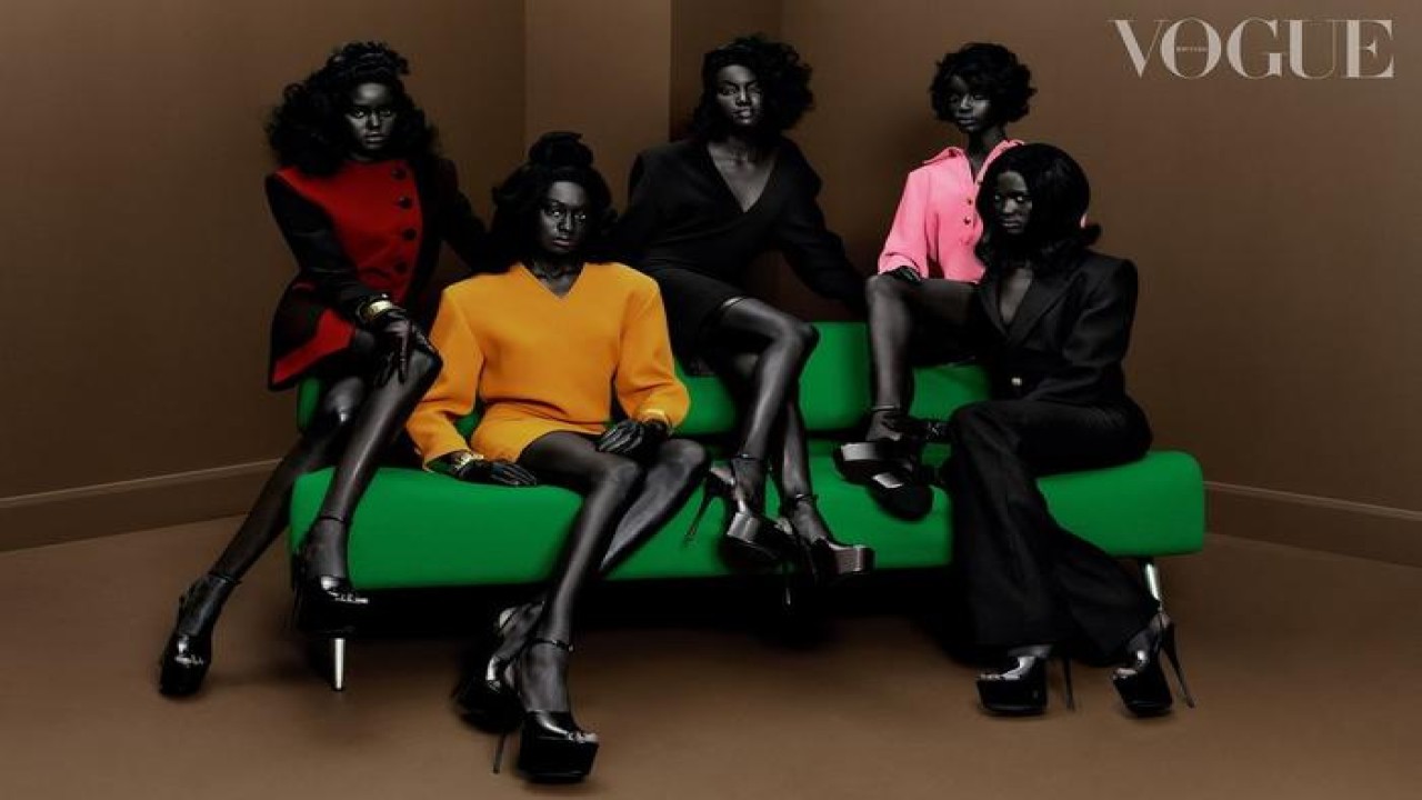 Vogue Inggris kena kritik warganet karena menampilkan editan foto model afrika yang gelap. (Instagram @britishvogue)
