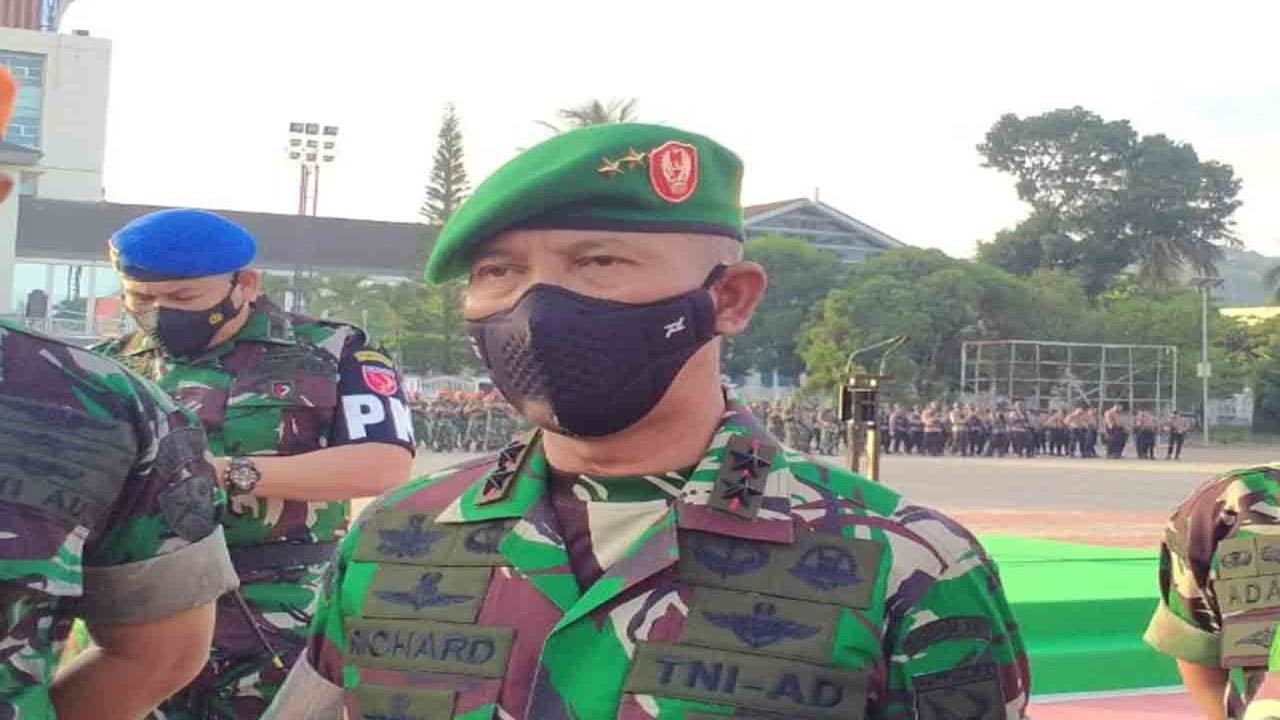Pangdam XVI/Pattimura Mayjen TNI Richard Tampubolon/ist