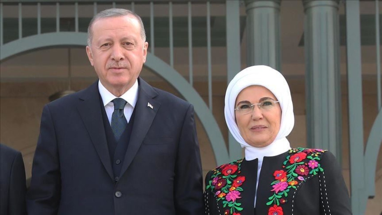 Erdogan dan istri. (AA)