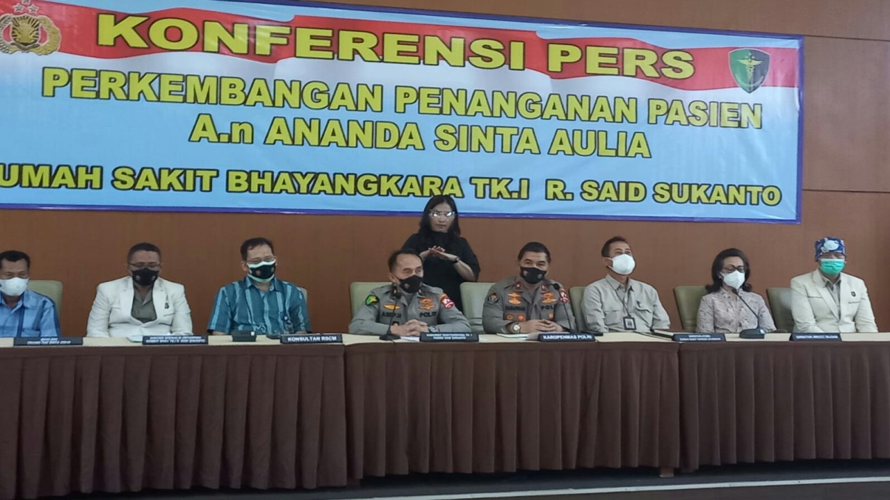 Konferensi pers penanganan Sinta Aulia.