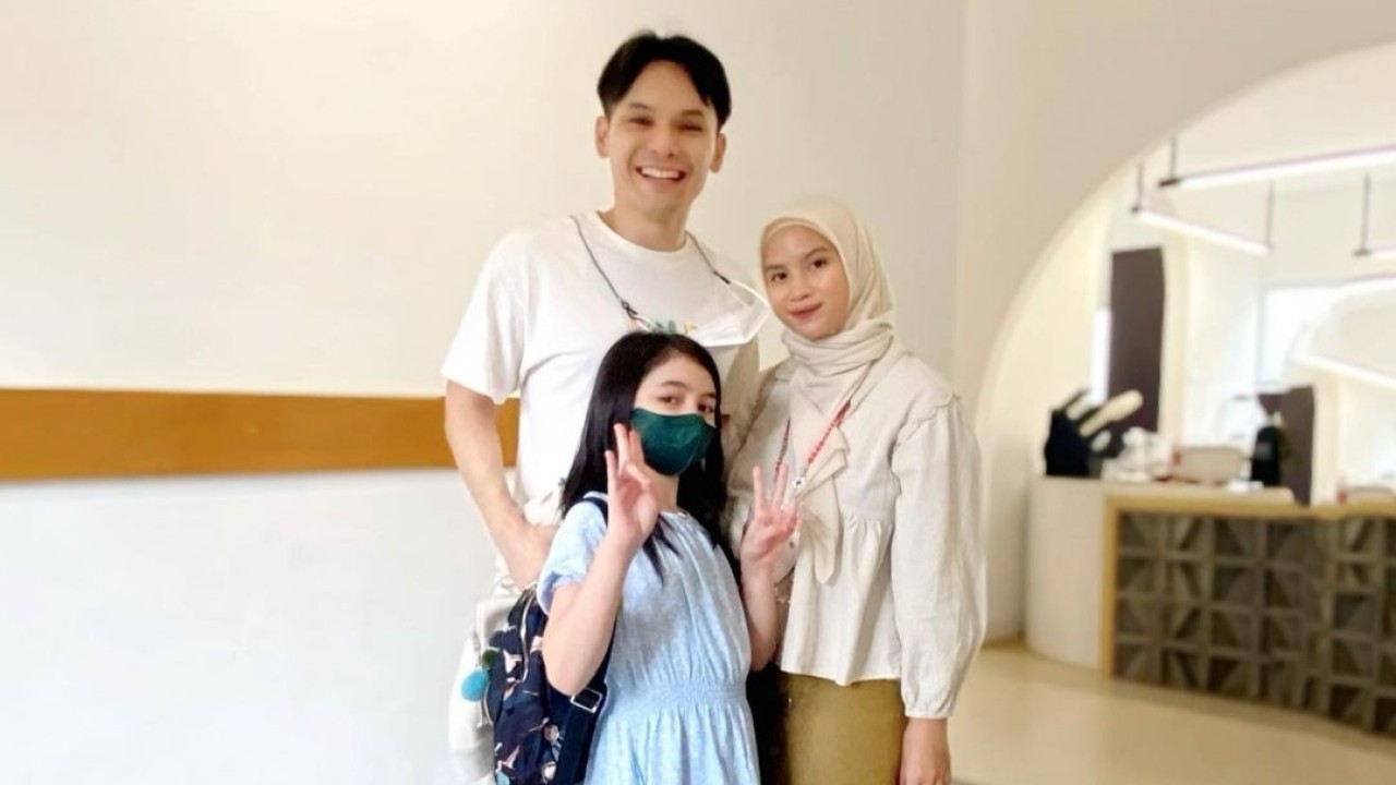 Ben Kasyafani bersama istri dan anak/Instagram