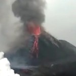 Gunung Anak Krakatau erupsi-1648130040