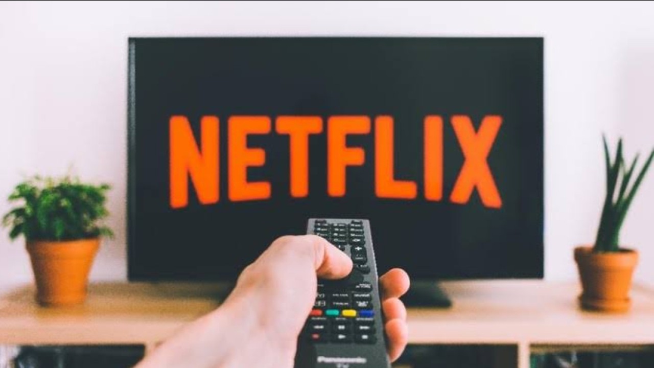 Imbas invansi Rusia ke Ukraina, Netflix hentikan sementara proyek/net