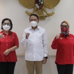 Pengurus Besar Persatuan Senam Indonesia bersama Menpora Zainudin Amali-1646220320
