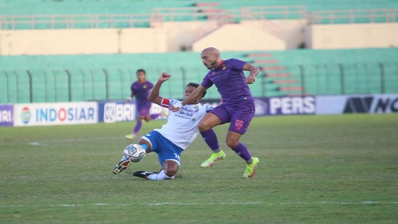 Persib vs Persik