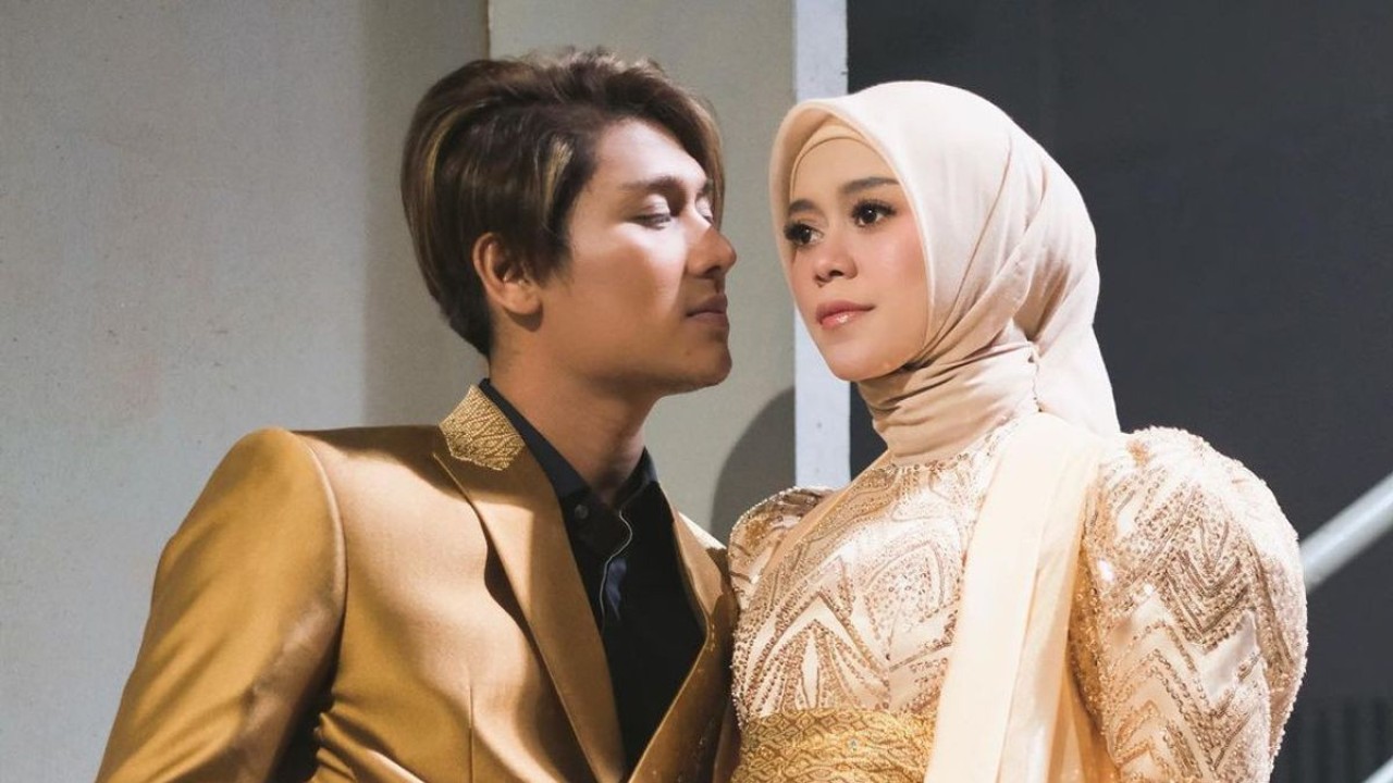 Rizky Billar (kiri) dan Lesti Kejora/ist