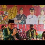 Wakil Bupati HST H Mansyah Saberi memberikan sambutan dalam peresmian Kampung Pancasila. (Foto: Pendim Kodim 1002 HST)-1648727072