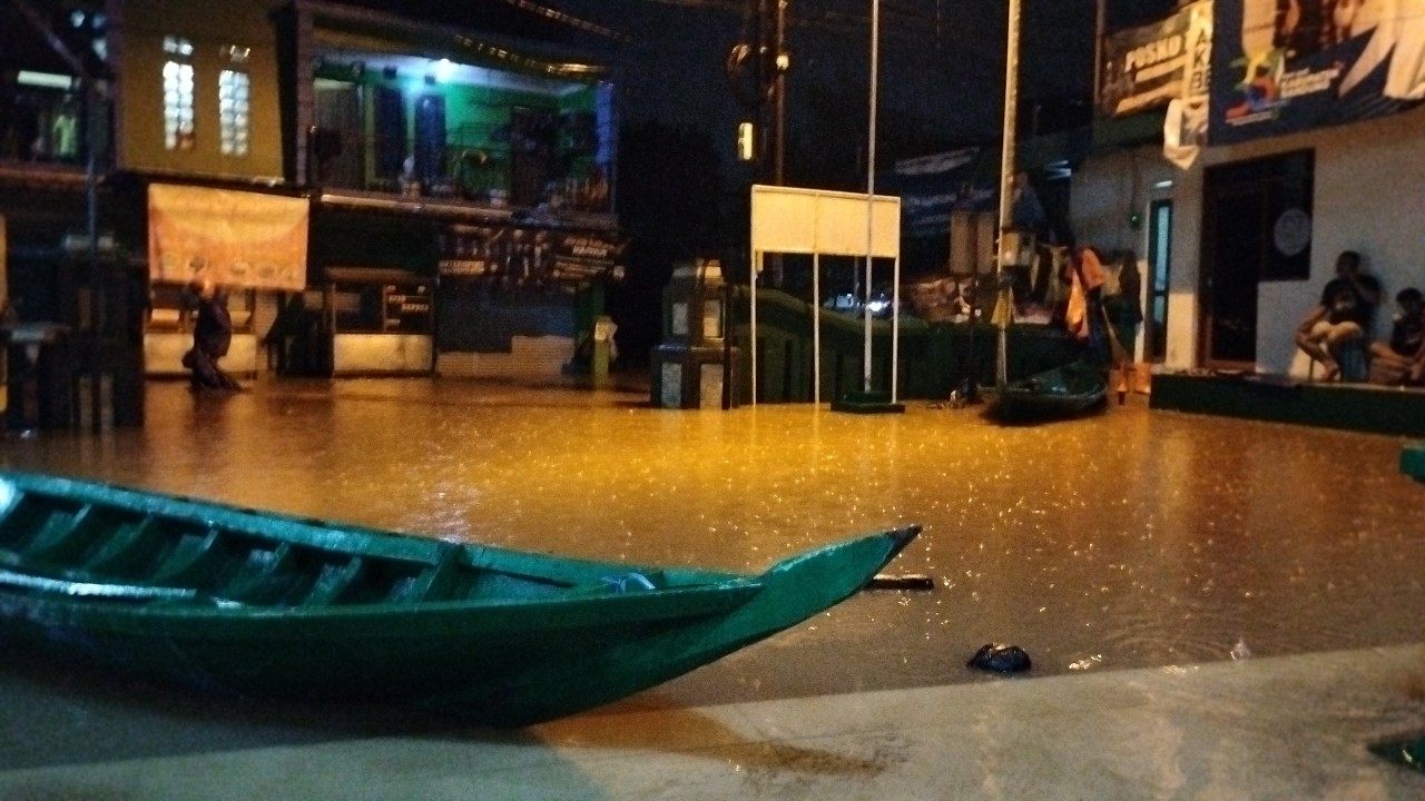 Banjir di Kab Bandung Tinggi lagi. Foto: Saifal Ode