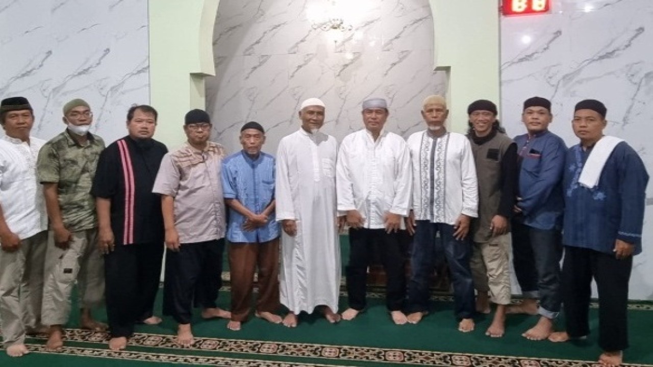 Laskar Umat Islam Surakarta (LUIS)