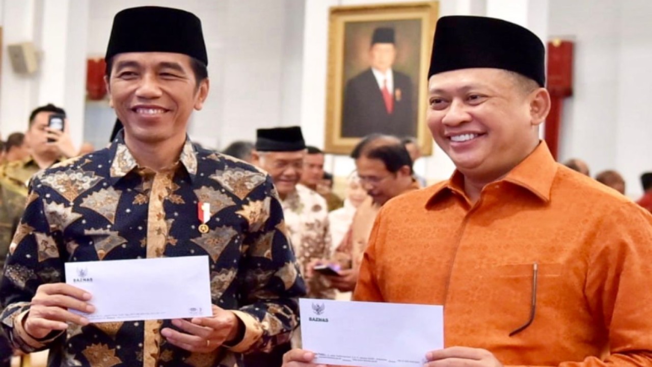 Presiden Joko Widodo (kiri) dan Ketua MPR RI Bambang Soesatyo. (Foto: mpr.go.id)