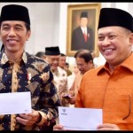 Presiden Joko Widodo (kiri) dan Ketua MPR RI Bambang Soesatyo-1649239080