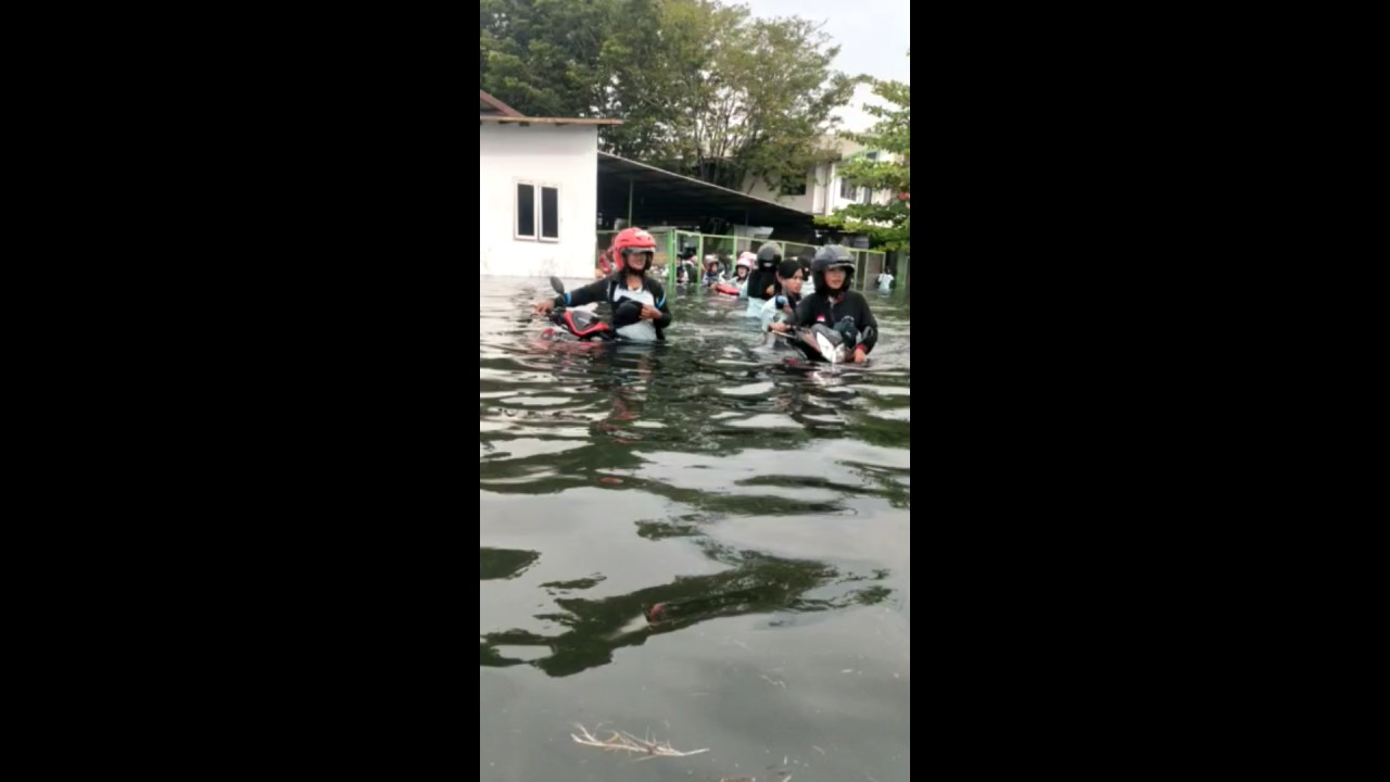 Banjir rob Tanjung Emas, Semarang.