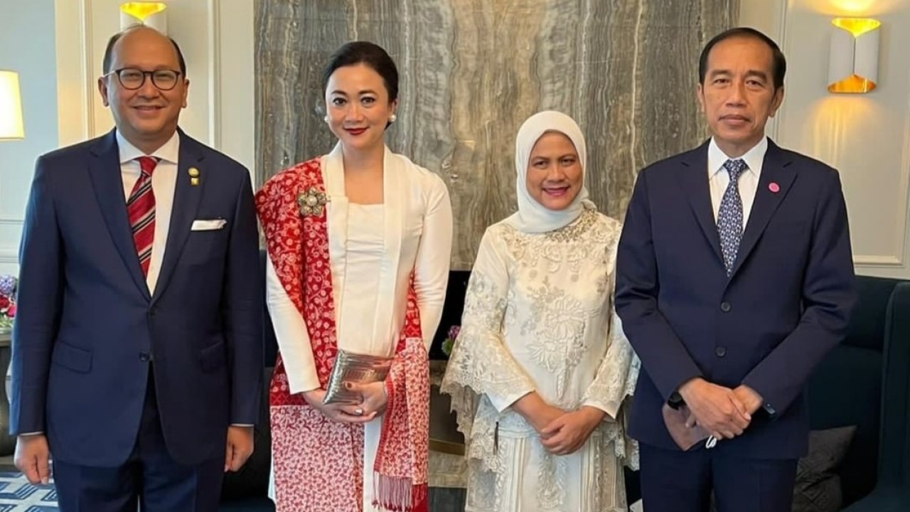 Dubes Rosan dan Ibu Ayu Rosan mendampingi Presiden Jokowi dan Ibu Negara Iriana Joko Widodo selama di Amerika Serikat/Instagram