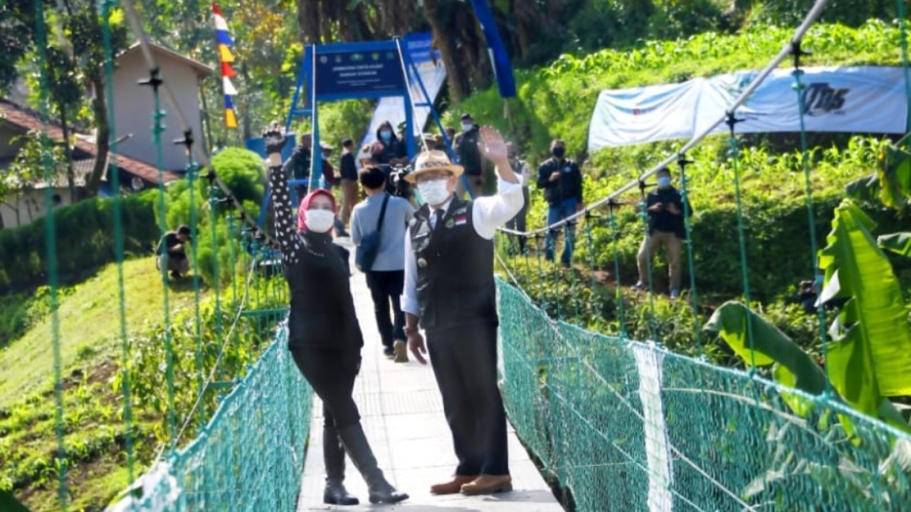 Gubernur Jabar resmikan jembatan gantung di kabupaten Bandung