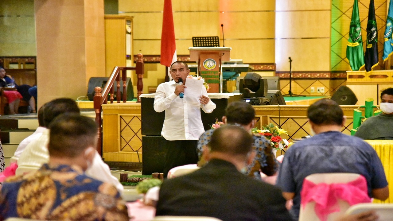 Gubsu Edy Rahmayadi memberikan sambutan saat  pertemuan 70 Gereja Paroki Santo Yosep Delitua /ist