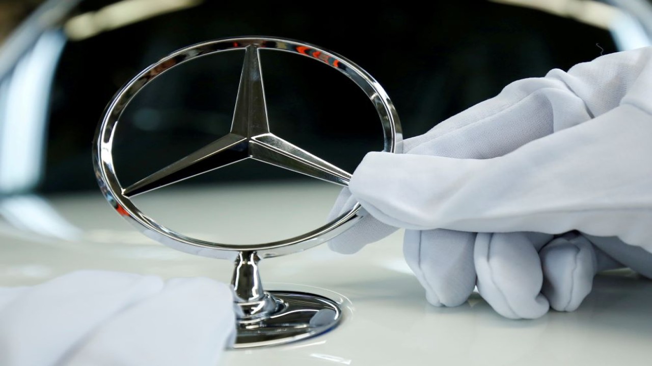 Ilustrasi Mercedes-Benz. (Reuters)