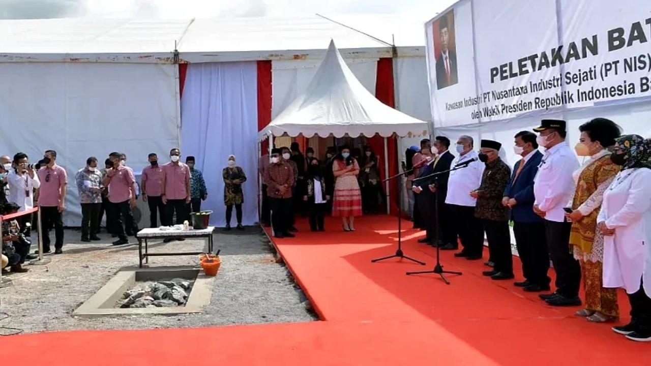 Wapres K.H. Ma’ruf Amin saat meresmikan Peletakan Batu Pertama Kawasan Industri Nusantara Industri Sejati (NIS) Kamis, (19/5/2022). (wapresri.go.id)