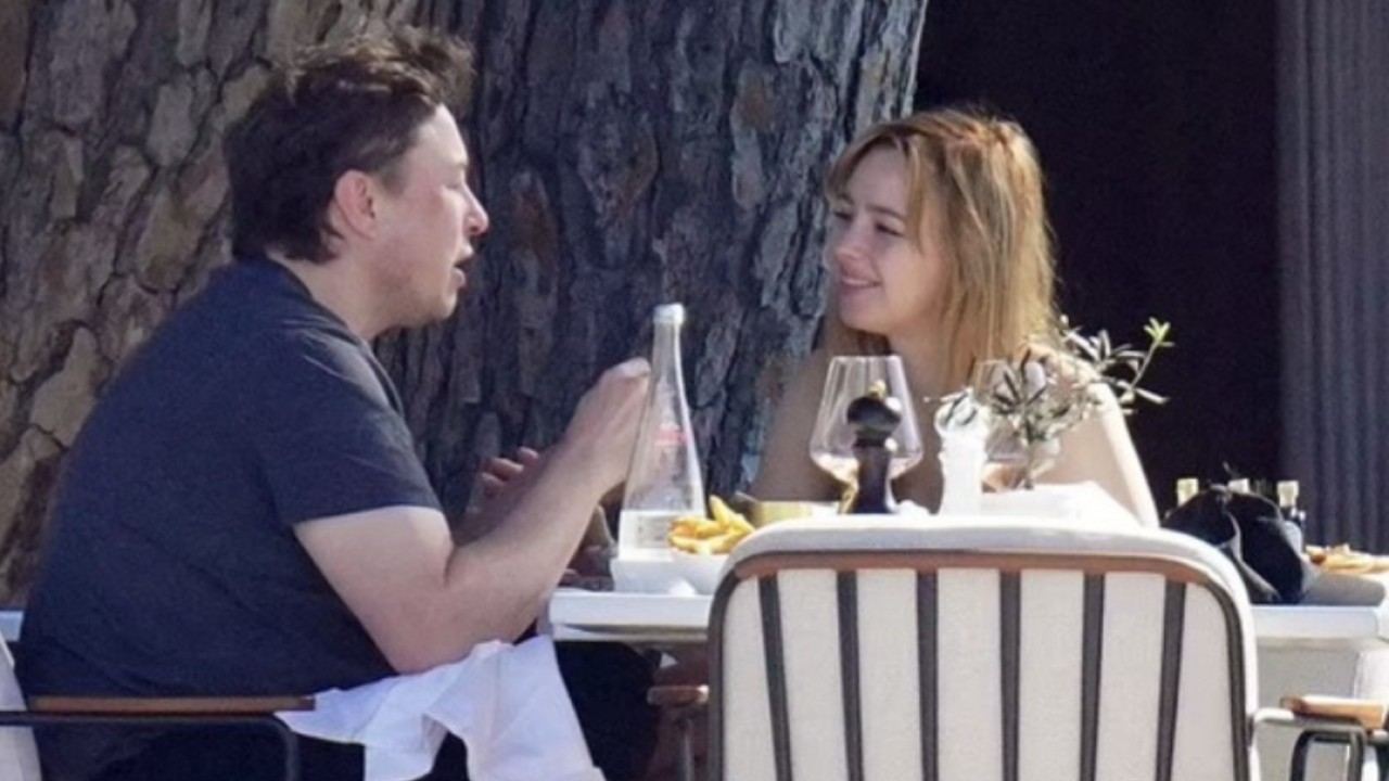 Elon Musk dan Natasha Bassett/net