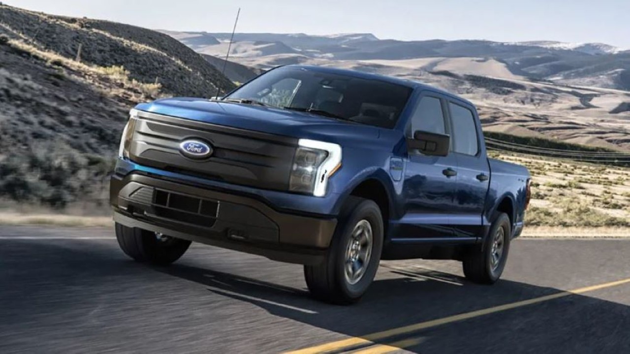 Ford recall ribuan unit truk pikap listrik F-150 Lightning. (CNet)