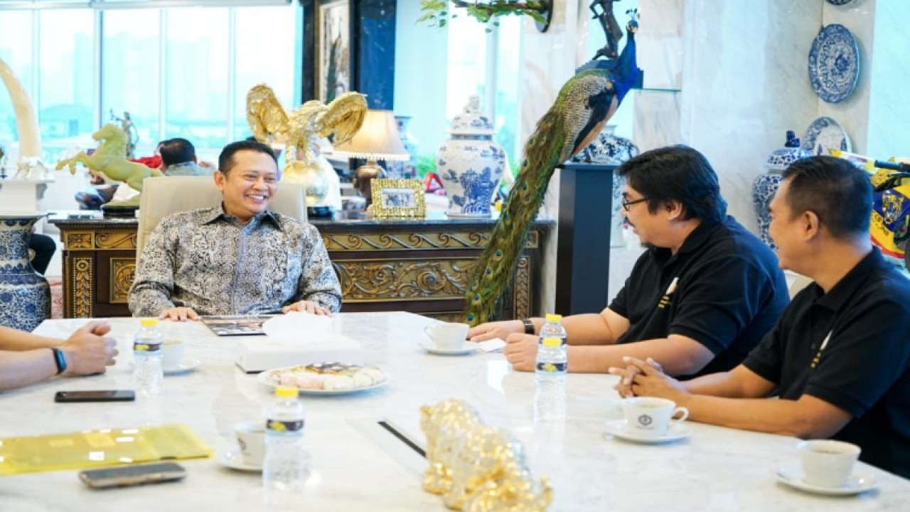 Ketua MPR RI Bambang Soesatyo (kiri). Foto: Dok MPR