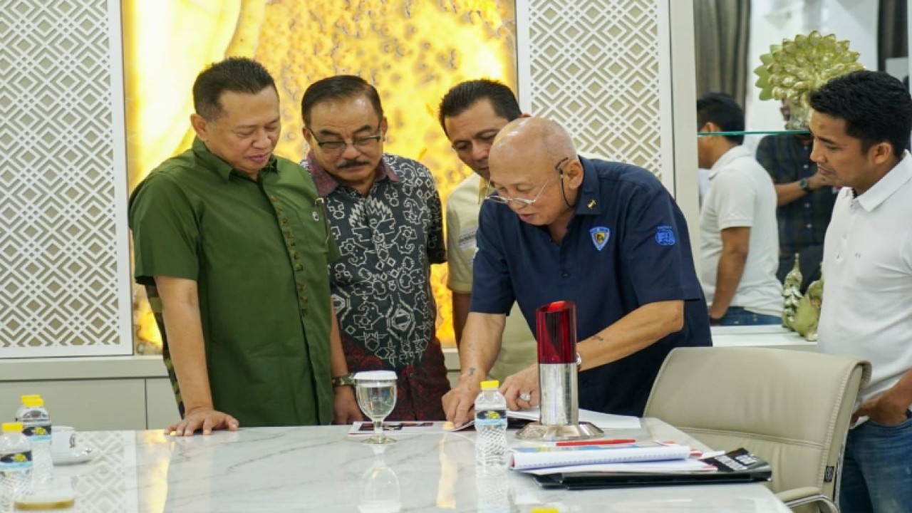 Ketua MPR RI Bambang Soesatyo (kiri). Foto: Dok MPR