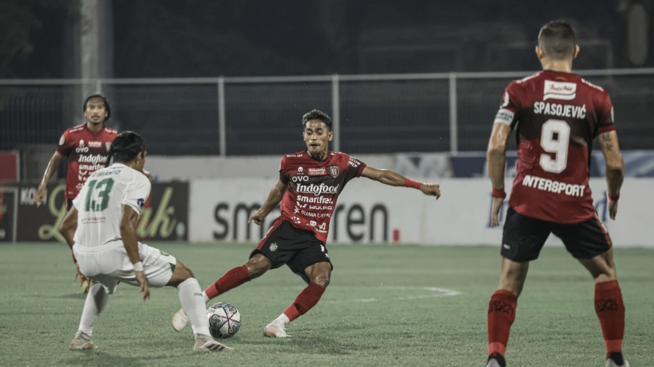 Laga Bali United vs Persebaya