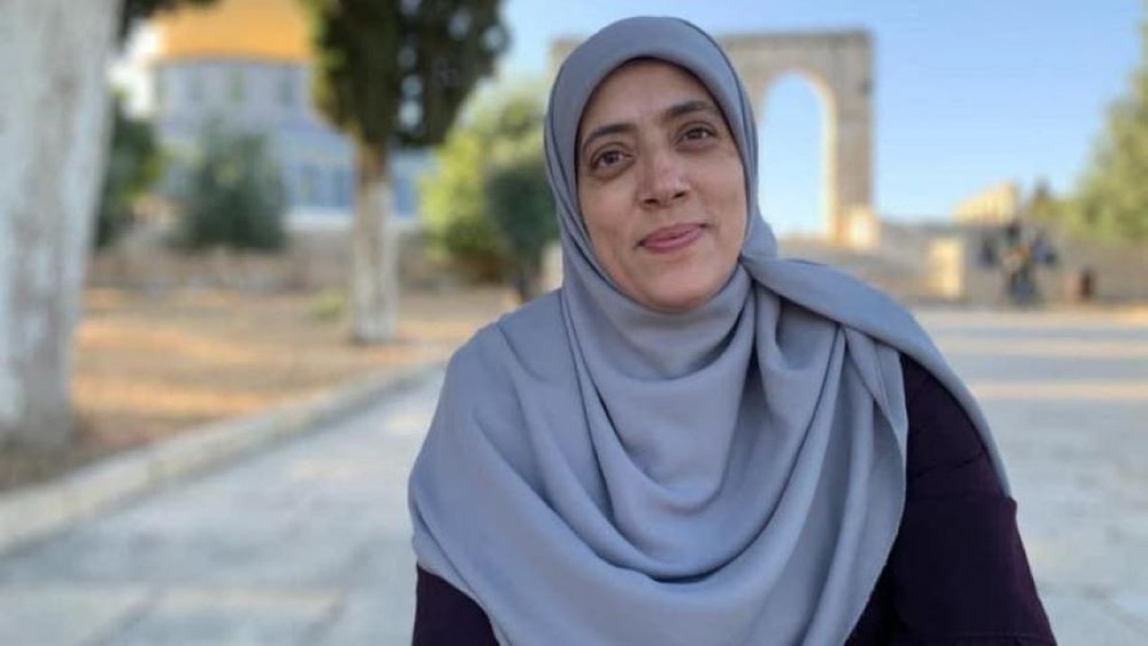 Aktivis wanita Palestina Khadijah Khweis dilarang memasuki Masjid Al-Aqsa. (Wafa News)