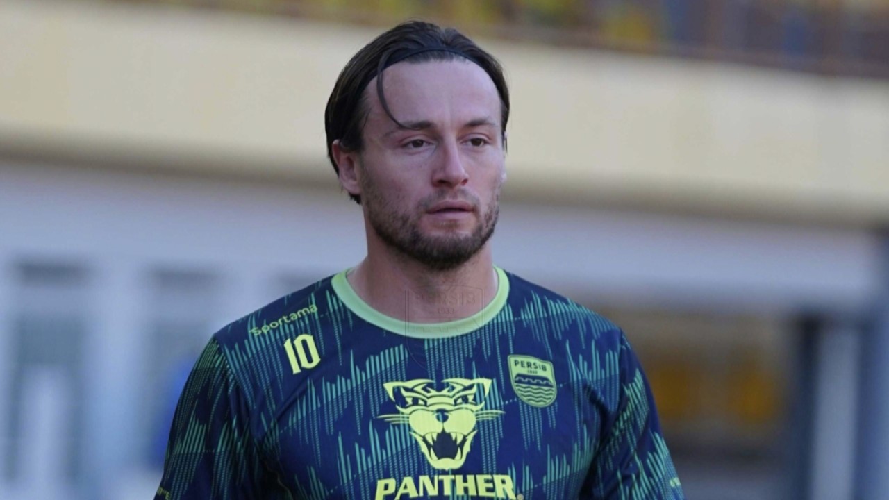 Gelandang Persib, Mark Klok