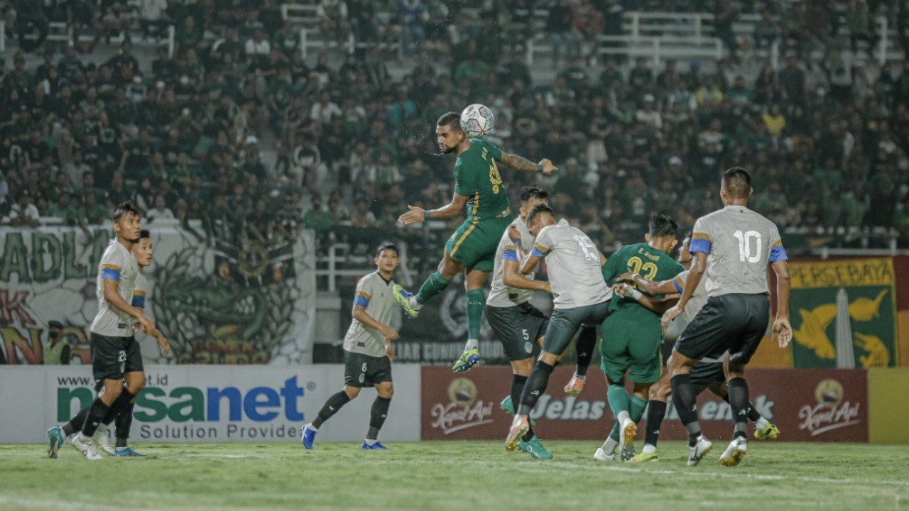 Laga Persebaya vs PSIM