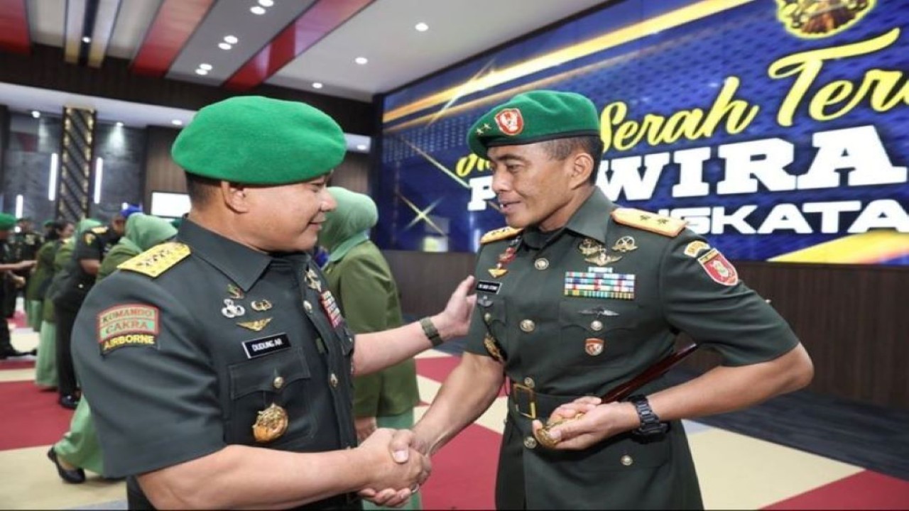 Mayor Jenderal (Mayjen) Tri Budi Utomo resmi menjabat Panglima Komando Daerah Militer (Pangdam) VI/Mulawarman menggantikan Mayjen Teguh Pudjo Rumekso.(Istimewa/Dispenad)