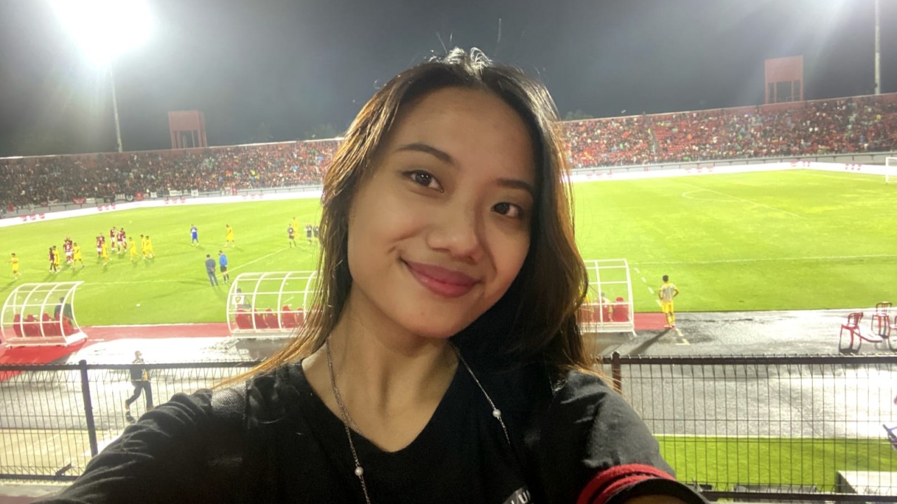Pendukung Bali United, Evelyn