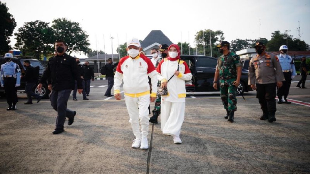 Wapres Ma'ruf Amin bersama Ibu Wury bertolak ke Solo. Foto: Setwapres