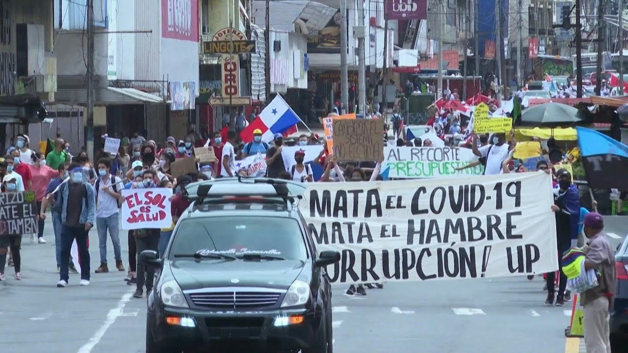 Warga Panama menggelar unjuk rasa memprotes kenaikan harga dan korupsi/ist
