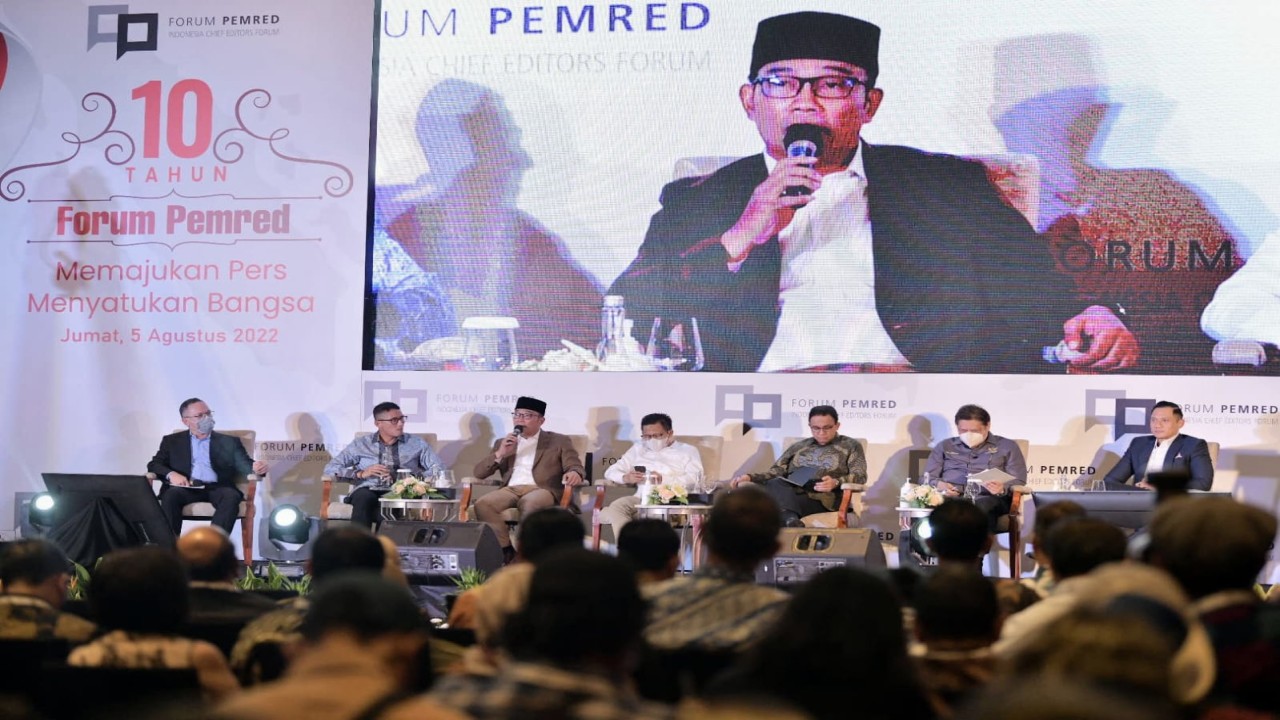 Gubernur Jabar Ridwan Kamil dalan forum Pemred.