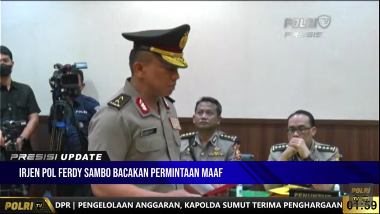 Sambo saat menyampaikan permohonan maaf.