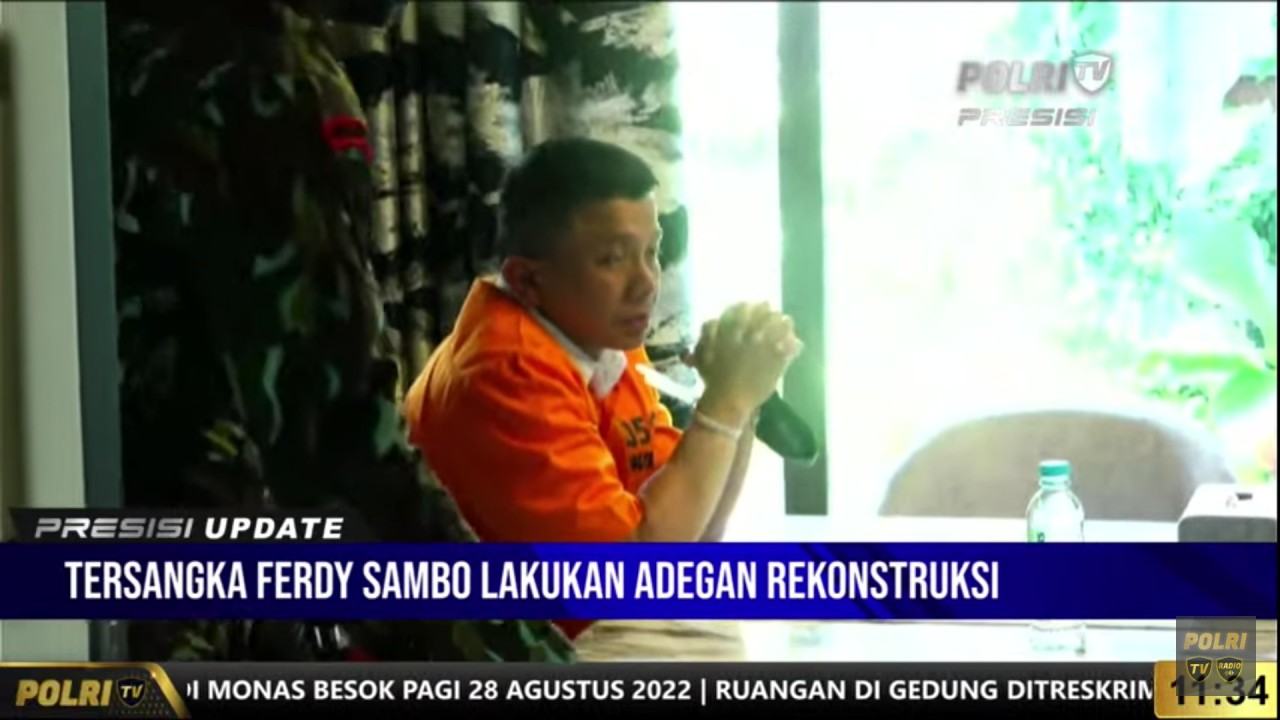 Ferdy Sambo saat rekonstruksi di Duren Tiga.