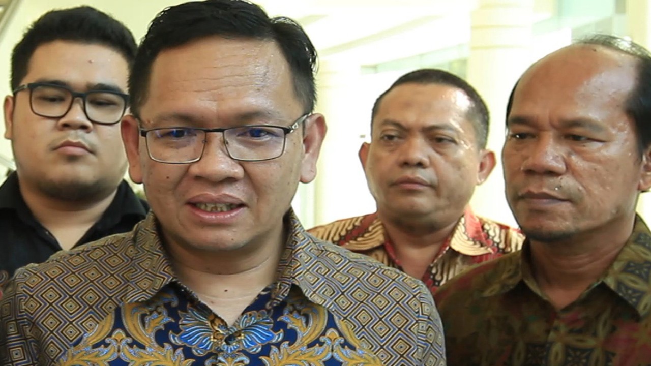 Ketua Umum  Eris Munandar bersama Sekretaris Jenderal ATSDI, Tulus Tampubolon. (foto: vibizmedia.com)
