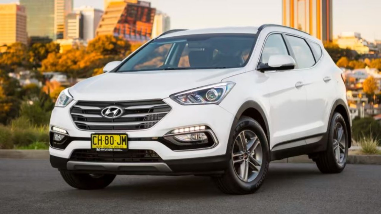 Setidaknya 8.779 unit Hyundai Santa Fe terkena dampak recall di Australia. (Drive)