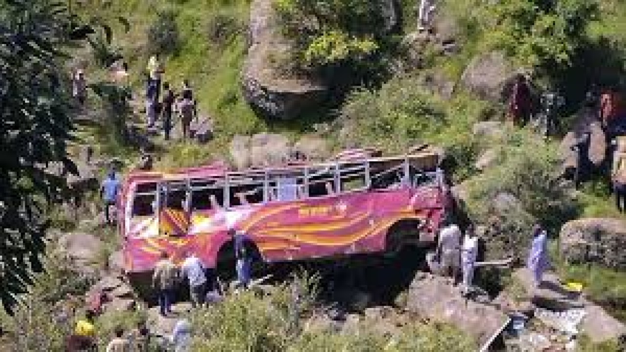 Ilustrasi kecelakaan bus jatuh ke jurang di India/ist