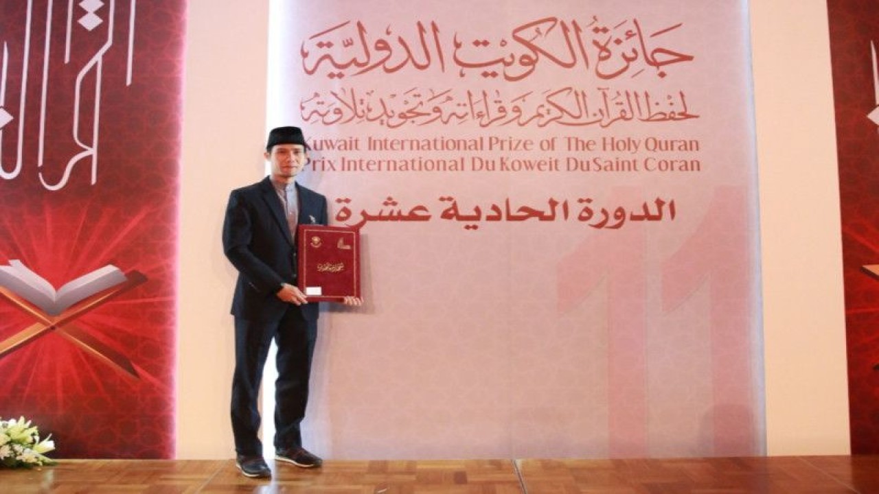 Qari asal Indonesia, Dasrizal M. Nainin, meraih juara pertama pada perhelatan Musabaqah Tilawatil Quran (MTQ) Internasional di Kuwait. (ANTARA/HO-Kemenag)