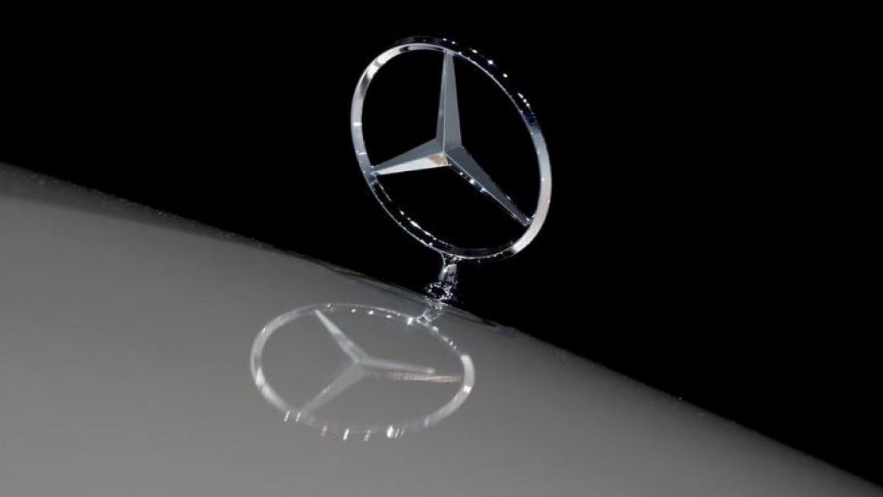 Ilustrasi. Mercedes-Benz. (Reuters)