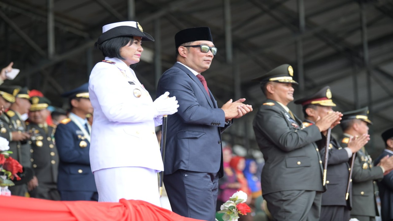 Gubernur Jabar pada acara HUT TNI