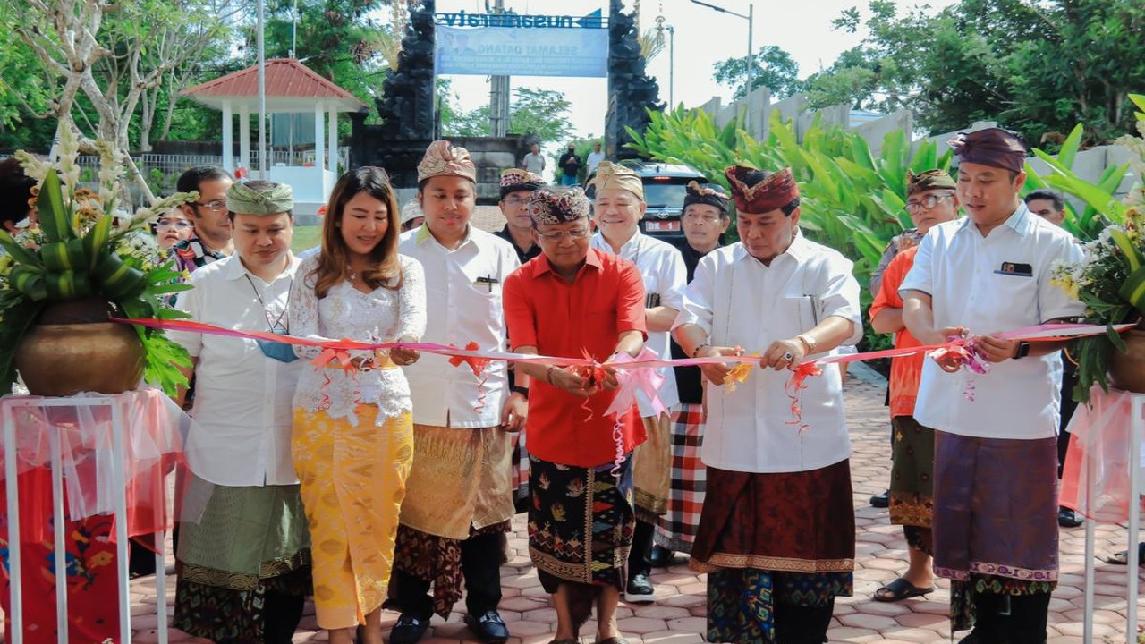 Prosesi Gunting Pita Peresmian Multiplekser Nusantara TV Ungasan- Badung- Bali 22 Oktober 2022