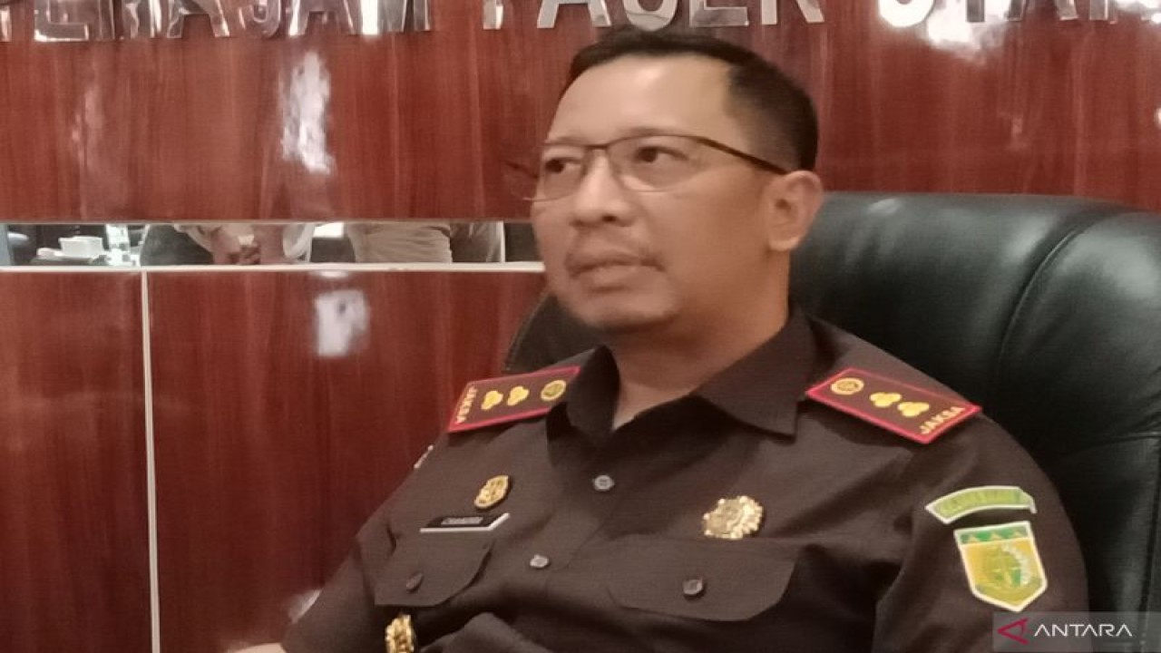 Kepala Kejaksaan Negeri Penajam Passe Utara, Agus Chandra (ANTARA/Novi Abdi-Bagus Purwa)